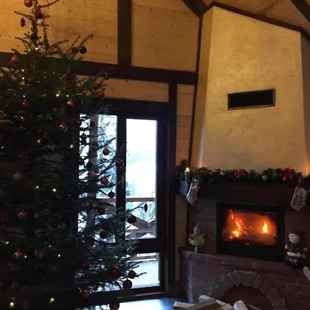 Shepit Karpat בקתה בוקובל